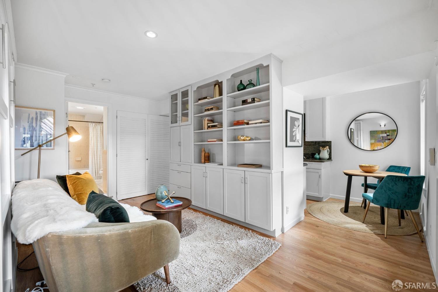 333 Cherry Street, Unit B San Francisco, CA 94118 - Photo 11 of 34 a living room with furniture and a wooden floor