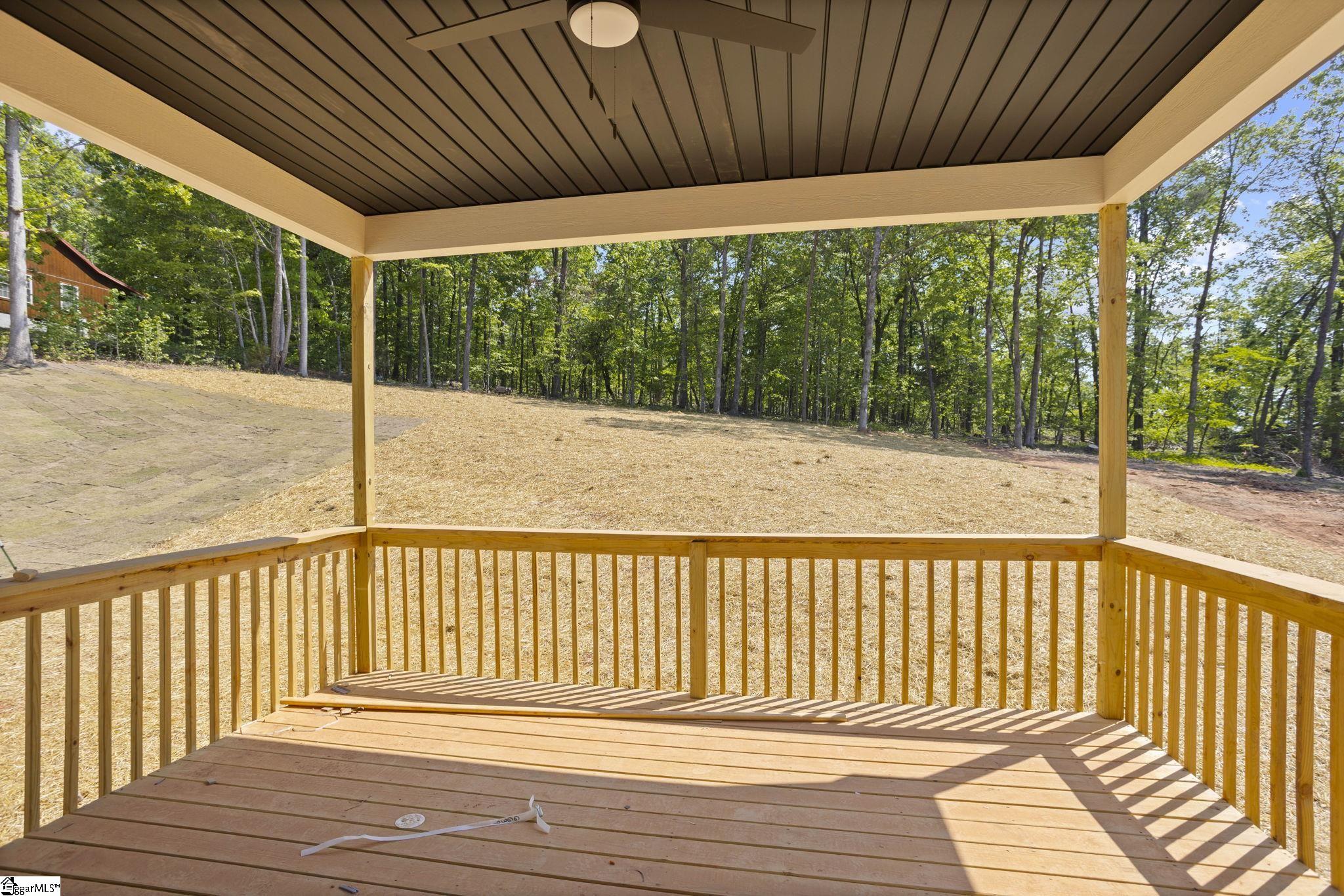 314 Shelton Road Travelers Rest, SC 29690 - Photo 2 of 31