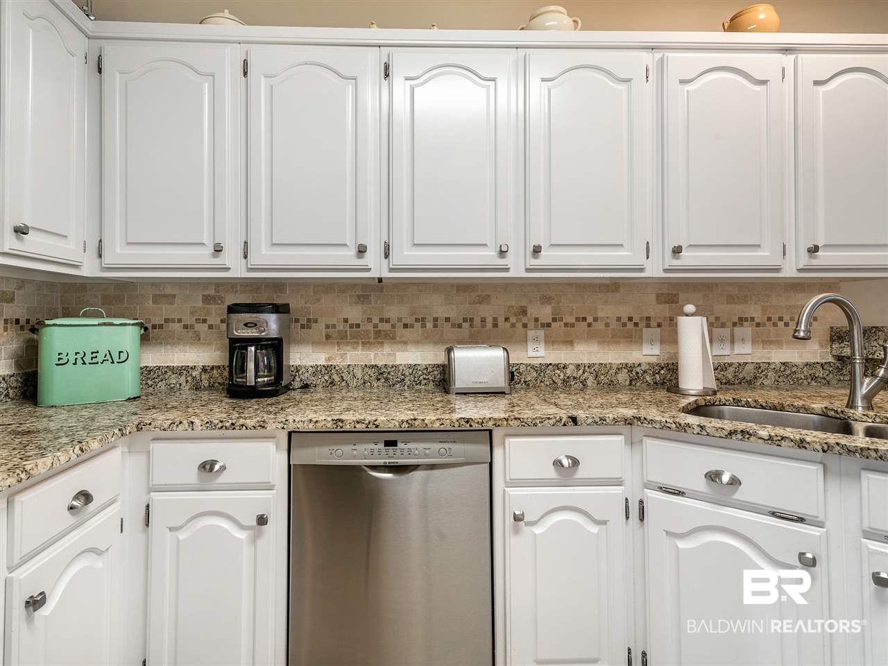 106 Raphael Semmes East Daphne, AL 36527 - Photo 15 of 35 Kitchen