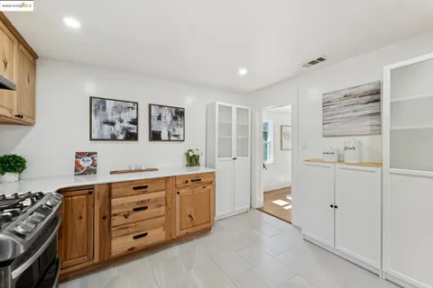 $549,000 | 3226 Star Avenue, Oakland, CA 94619