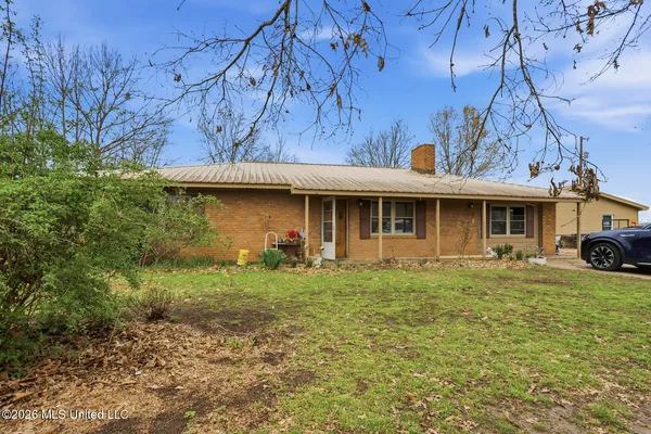 $450,000 | 2729 Davis Road, Benton, MS 39039