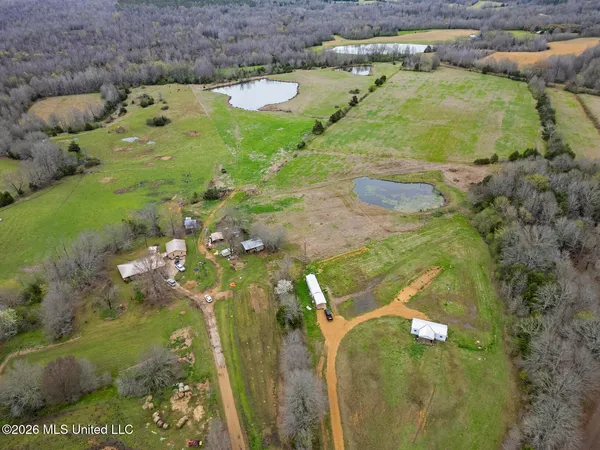 $450,000 | 2729 Davis Road, Benton, MS 39039