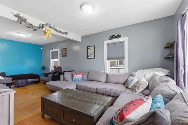 $389,900 | 75 Auburn Street, Brockton, MA 02302