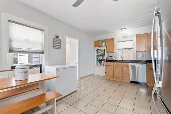 $389,900 | 75 Auburn Street, Brockton, MA 02302