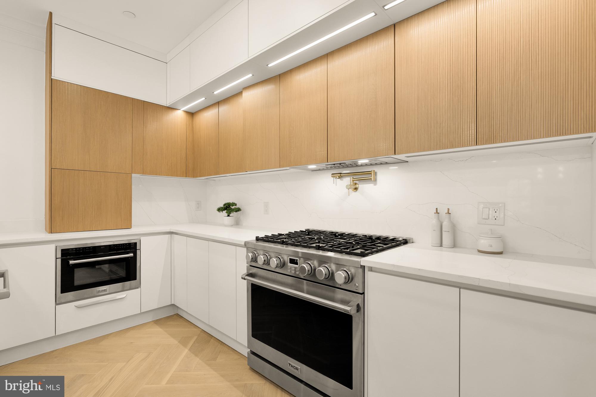 733 Euclid Street Northwest, Unit 303 Washington, DC 20001 - Photo 11 of 56