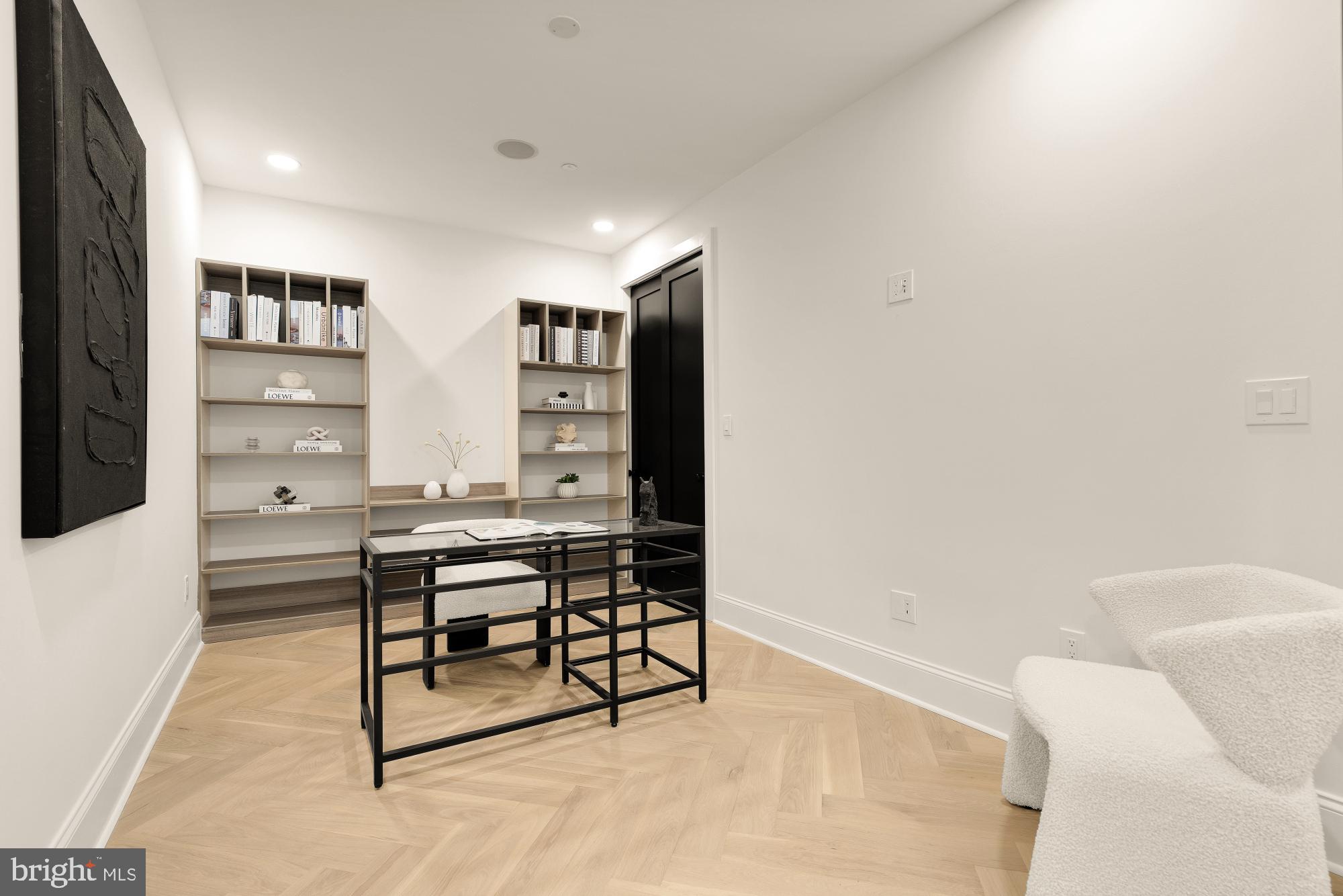 733 Euclid Street Northwest, Unit 303 Washington, DC 20001 - Photo 20 of 56