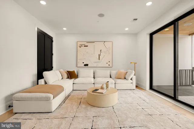 $1,499,900 | 733 Euclid Street Northwest, Unit 303, Washington, DC 20001