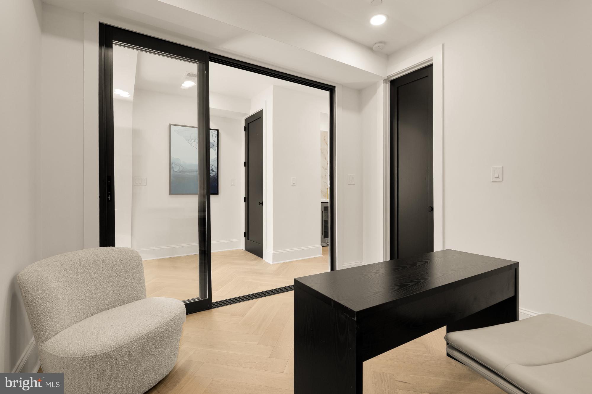 733 Euclid Street Northwest, Unit 303 Washington, DC 20001 - Photo 37 of 56