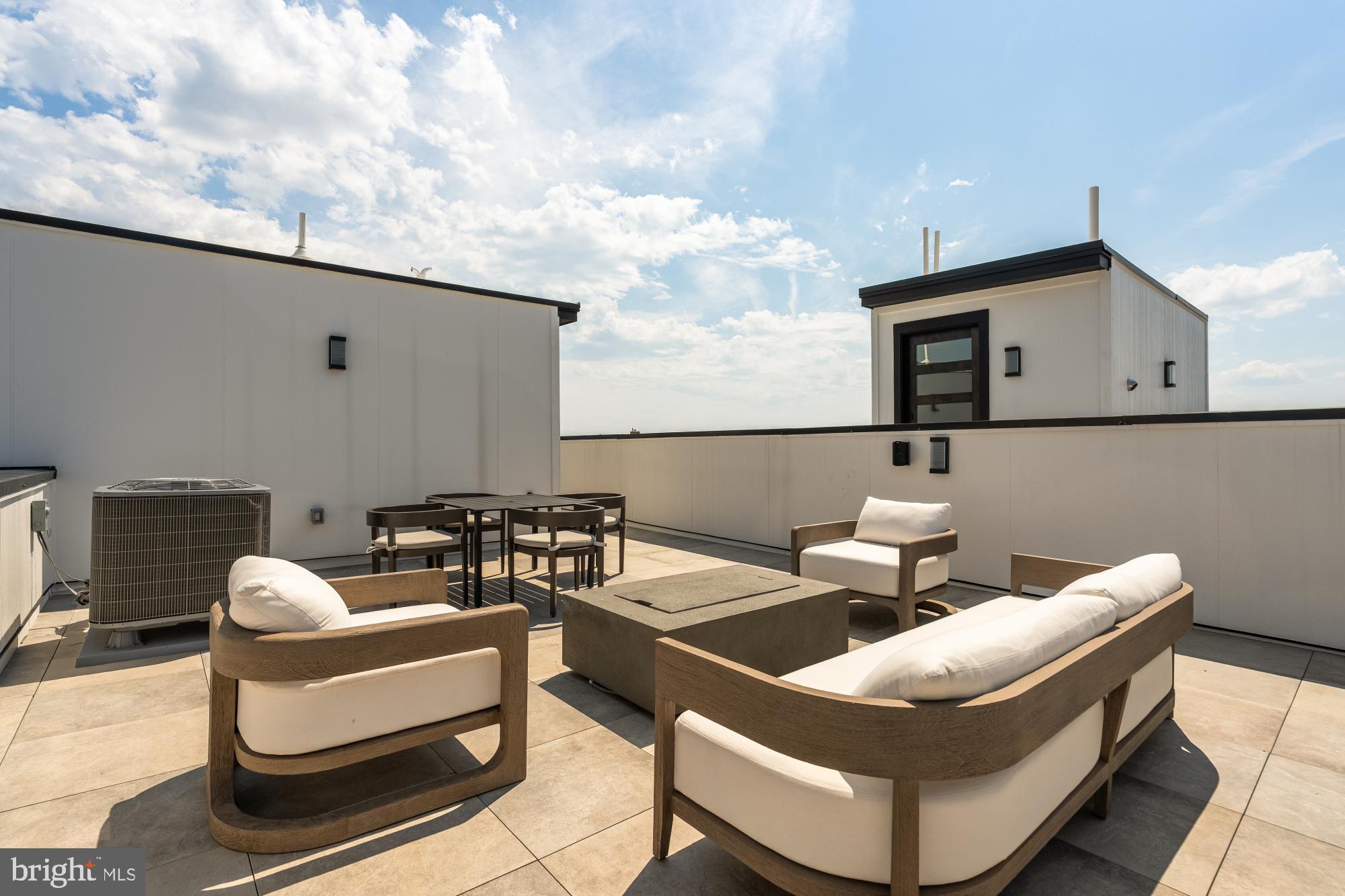 733 Euclid Street Northwest, Unit 303 Washington, DC 20001 - Photo 50 of 56