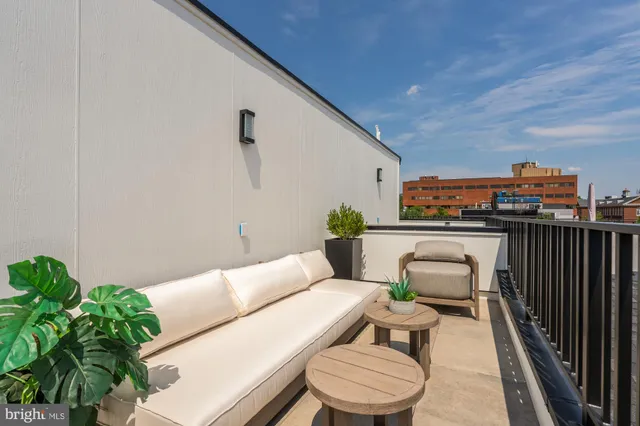 $1,499,900 | 733 Euclid Street Northwest, Unit 303, Washington, DC 20001
