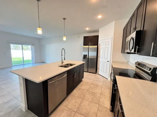 $1,995 | 769 Marion Oaks Pass, Ocala, FL 34473