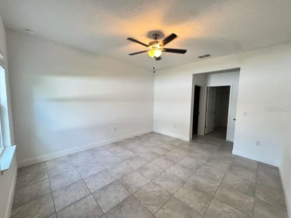 $1,995 | 769 Marion Oaks Pass, Ocala, FL 34473