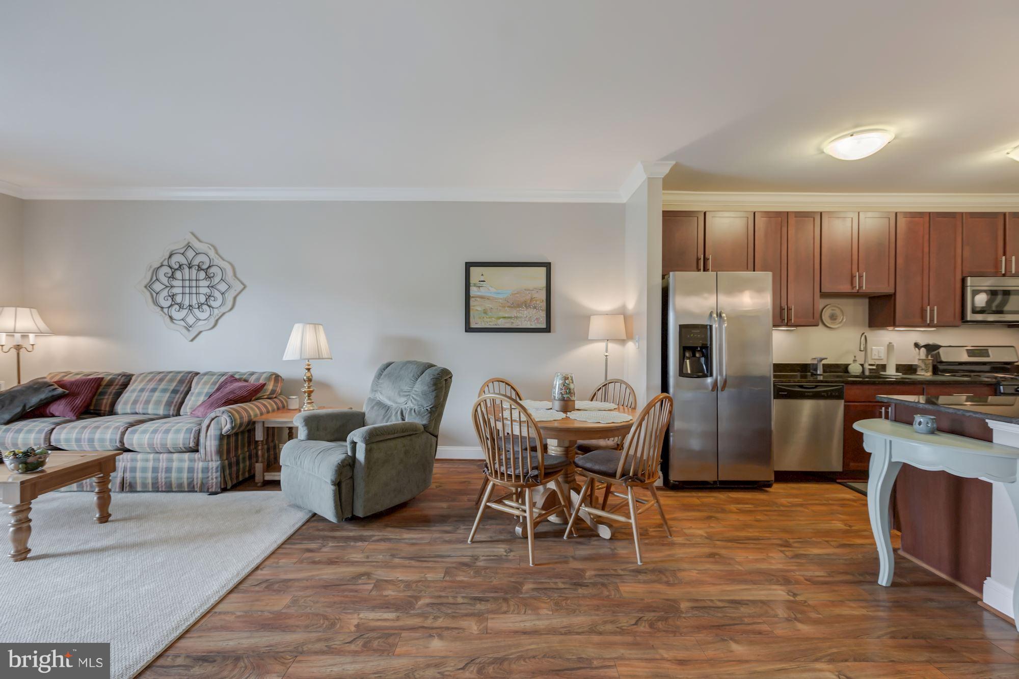 6301 Edsall Road, Unit 416 Alexandria, VA 22312 - Photo 6 of 27 Interior (General)