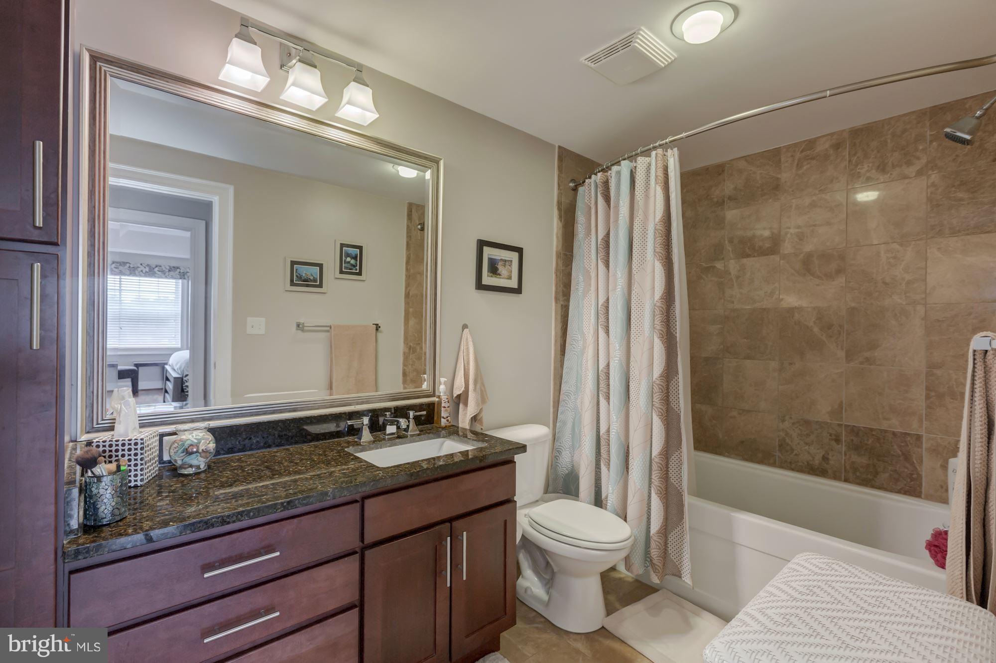 6301 Edsall Road, Unit 416 Alexandria, VA 22312 - Photo 10 of 27 Bath