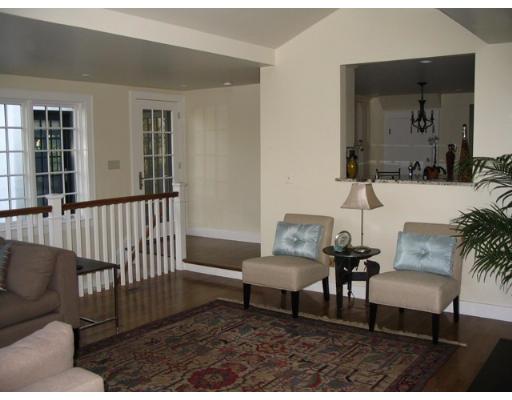 29 Jefferson Road Wellesley, MA 02481 - Photo 7 of 14 a living room with furniture and a potted plant