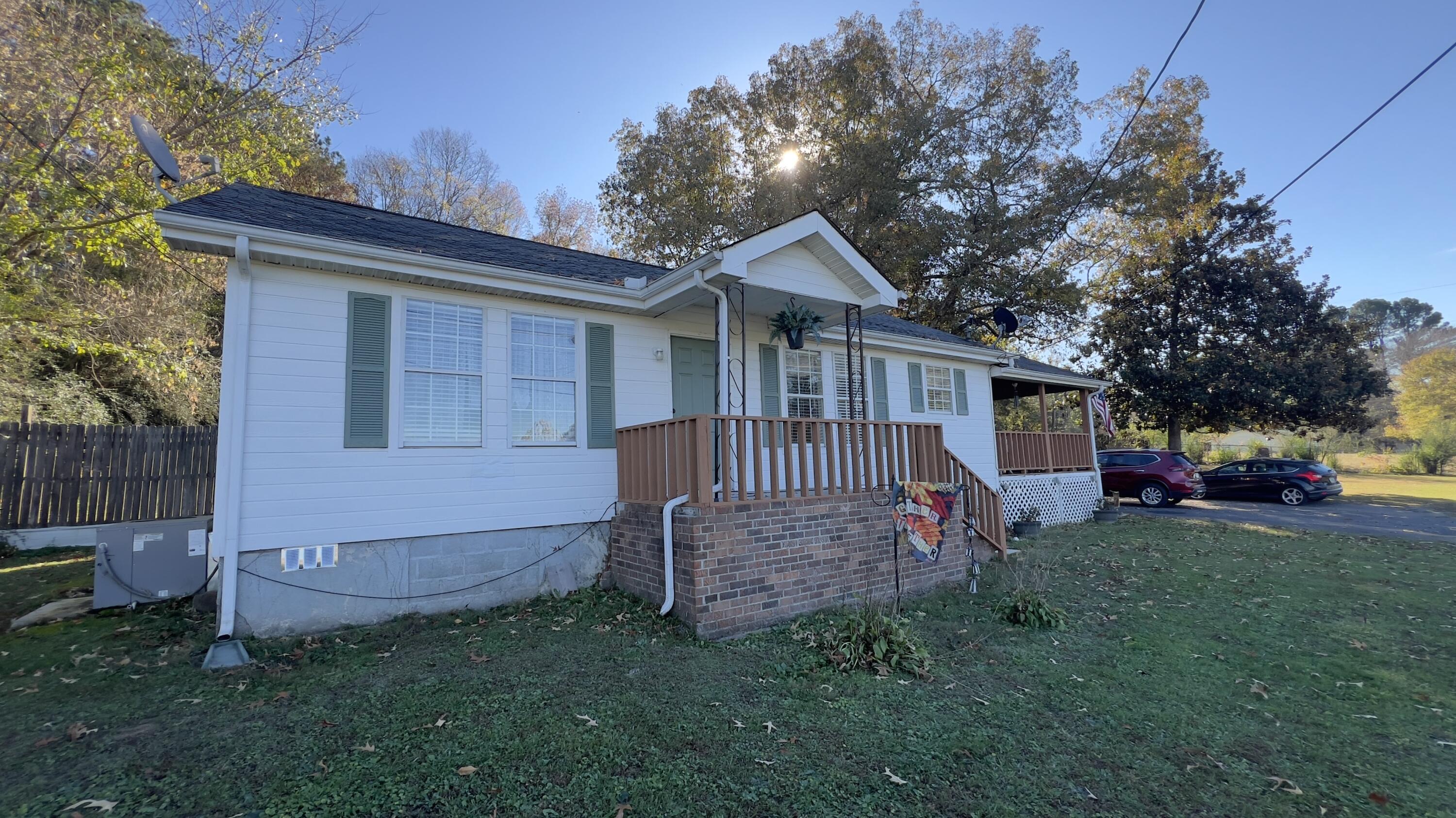 27 North Drive LaFayette, GA 30728 - Photo 3 of 25 Photo Nov 13 2024, 10 19 38 AM