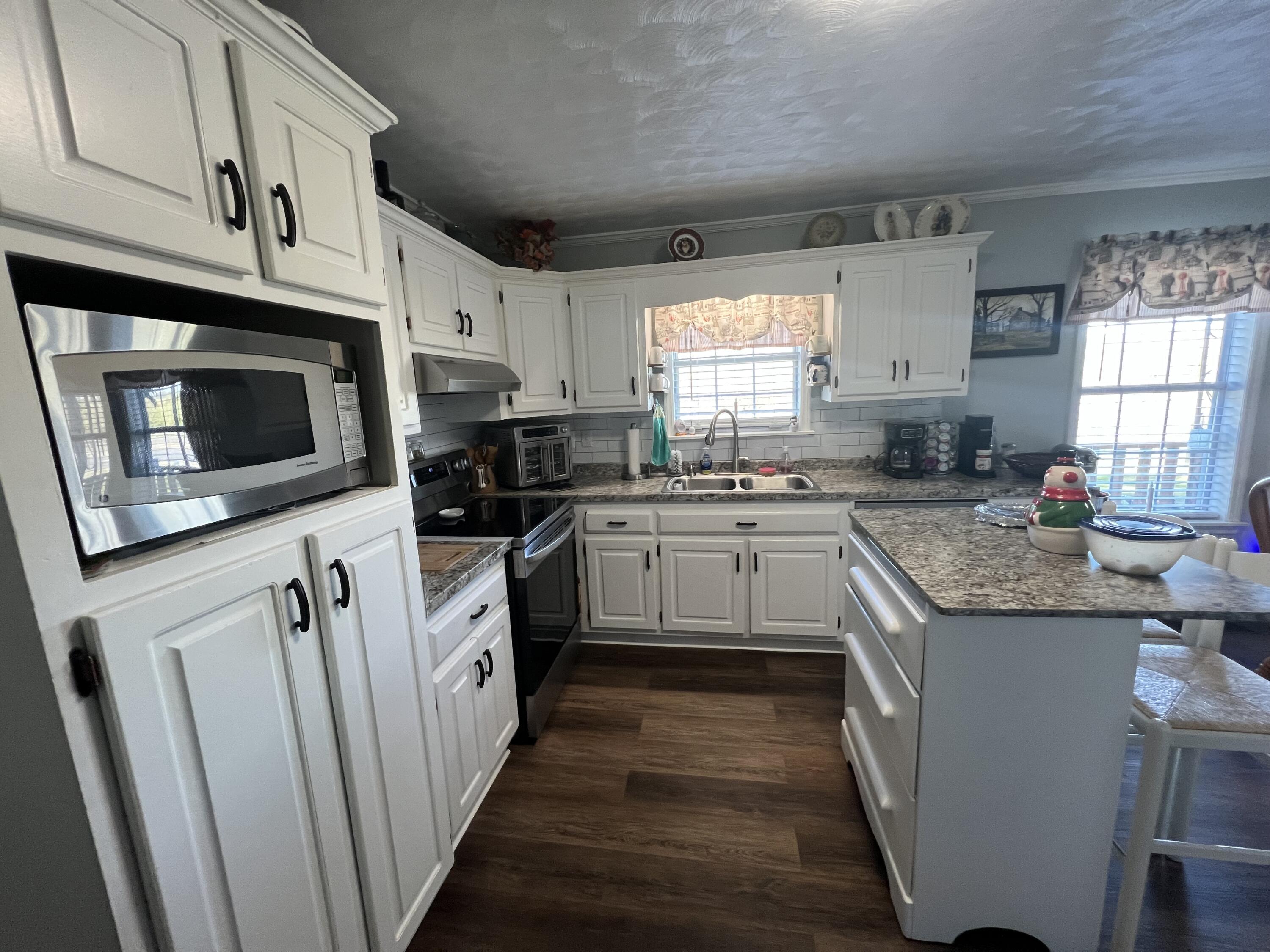 27 North Drive LaFayette, GA 30728 - Photo 6 of 25 Photo Nov 13 2024, 10 37 50 AM