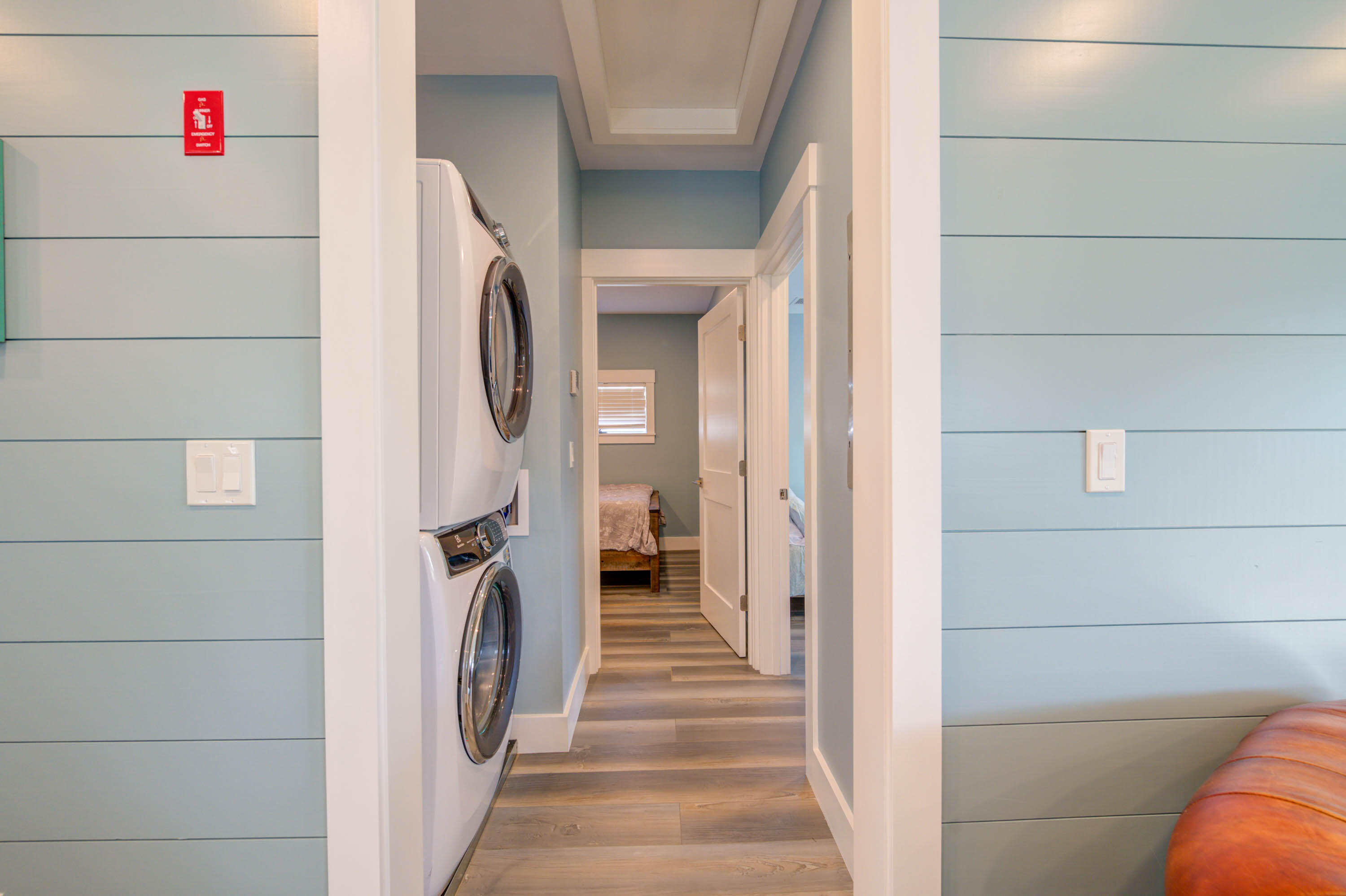 404 Ocean Avenue, Unit 7 Wells, ME 04090 - Photo 10 of 28 Corridor 404 Ocean Avenue #7