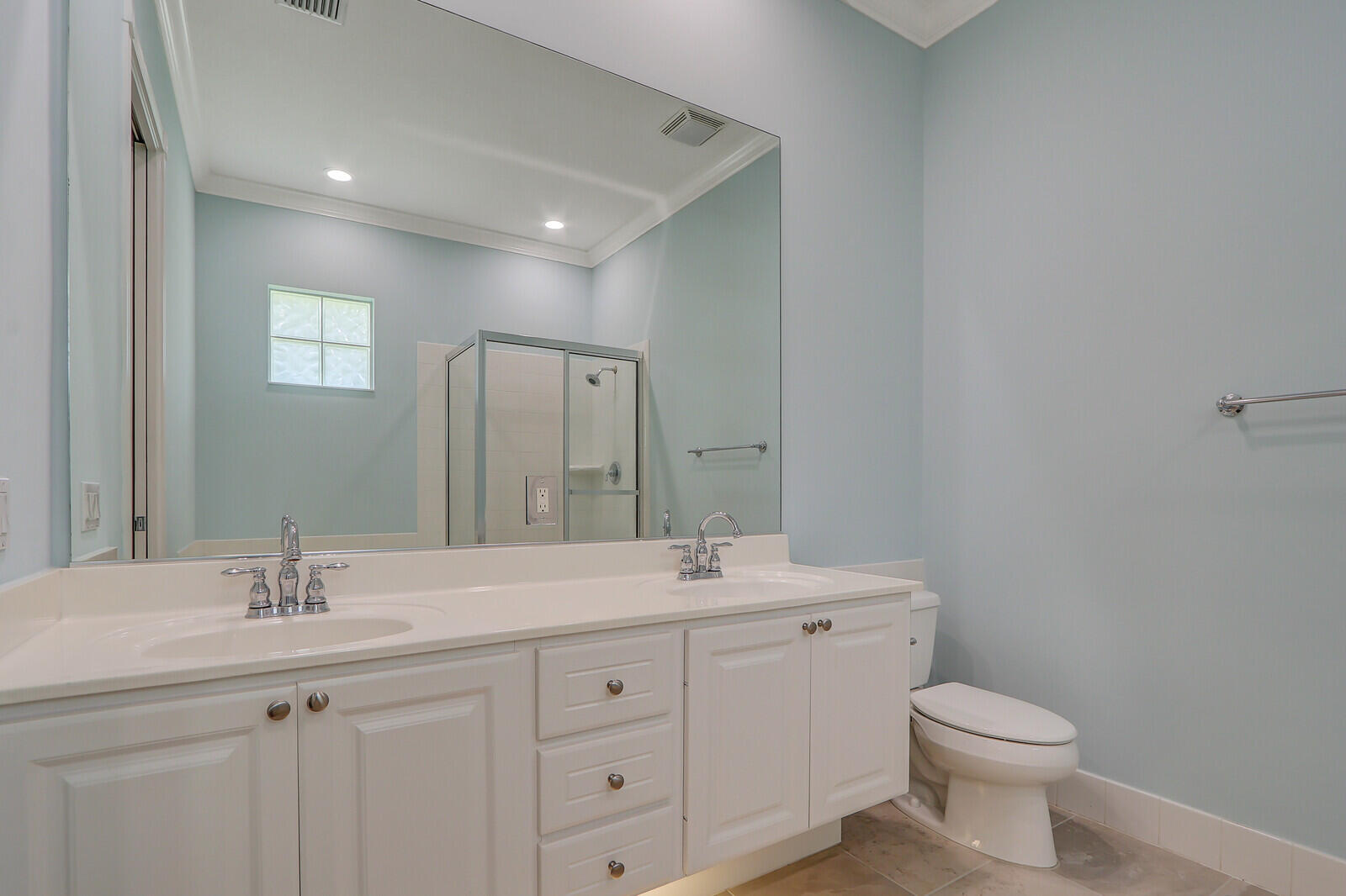 104 St Pierre Way Jupiter, FL 33458 - Photo 20 of 35 Double vanity