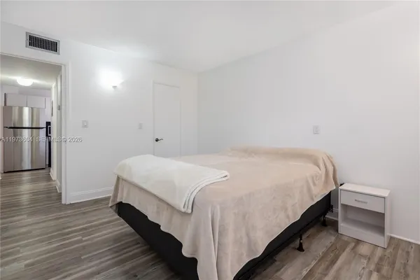 $2,050 | 8889 Fontainebleau Boulevard, Unit 201, Miami, FL 33172