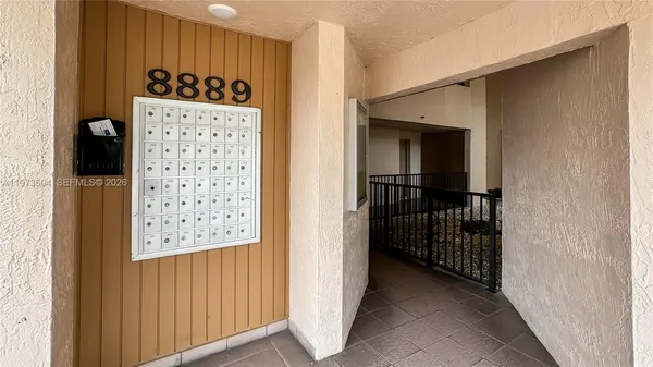 $2,050 | 8889 Fontainebleau Boulevard, Unit 201, Miami, FL 33172