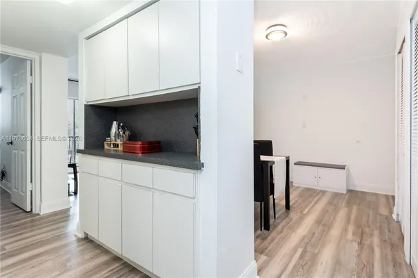 $2,050 | 8889 Fontainebleau Boulevard, Unit 201, Miami, FL 33172