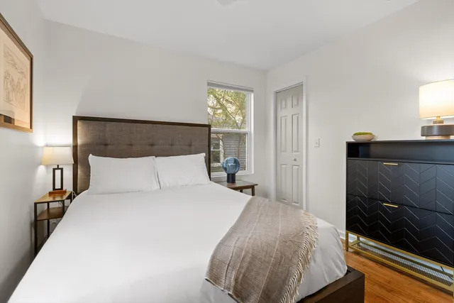 $2,500 | 807 Spears Avenue, Chattanooga, TN 37405