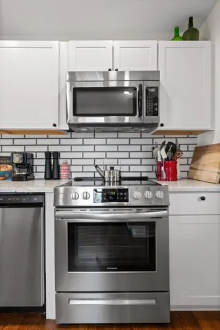 $2,500 | 807 Spears Avenue, Chattanooga, TN 37405