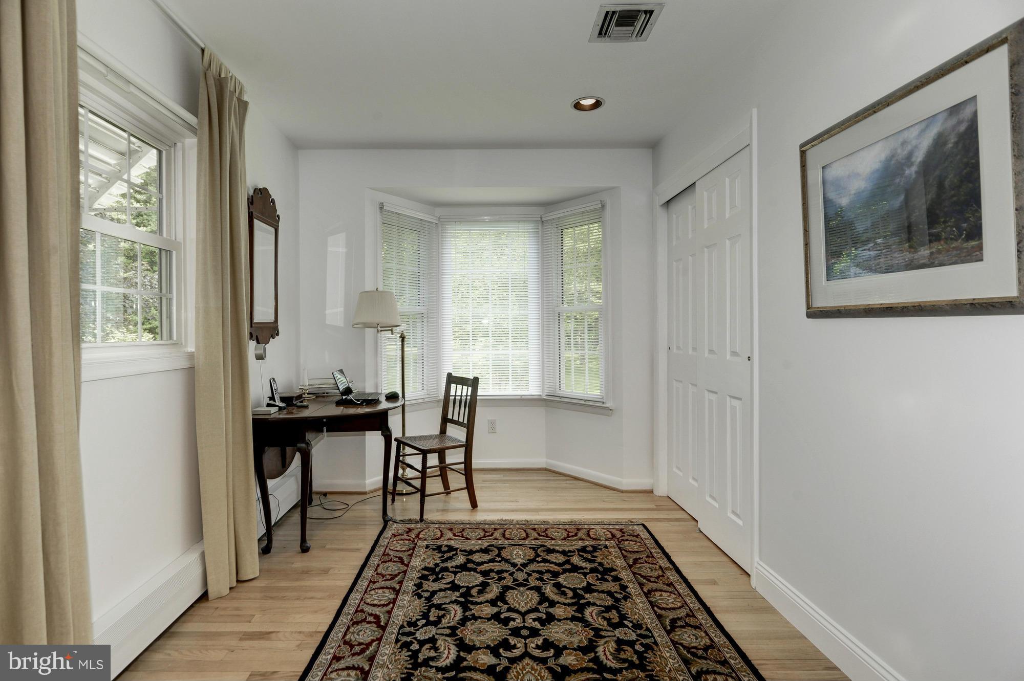 10834 Braeburn Road Columbia, MD 21044 - Photo 16 of 30 Sitting Room (Master Bedroom)