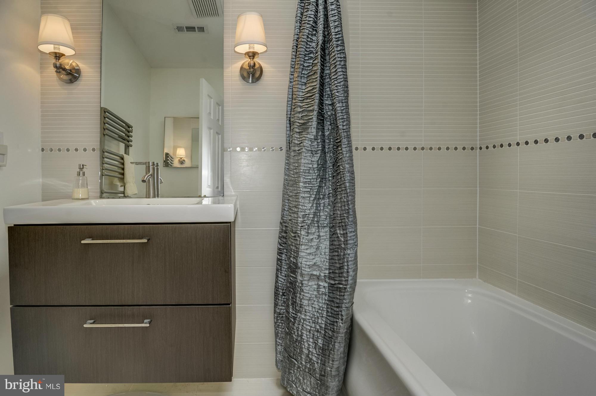 10834 Braeburn Road Columbia, MD 21044 - Photo 19 of 30 Second Full Bathroom