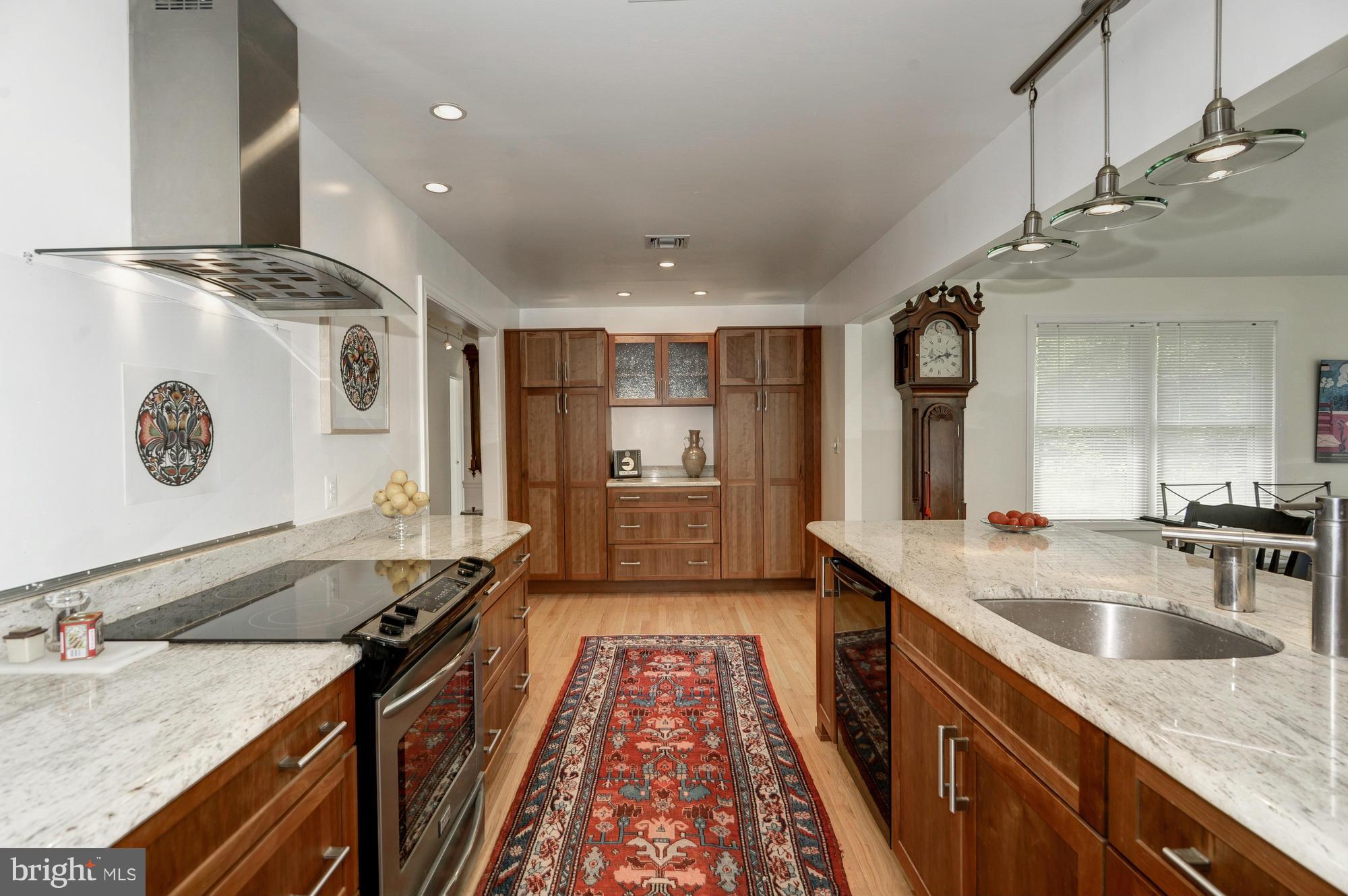 10834 Braeburn Road Columbia, MD 21044 - Photo 9 of 30 Gourmet Kitchen
