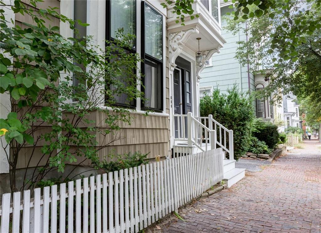 327 Spring Street, Unit 2 Portland, ME 04102 - Photo 2 of 24 Photo