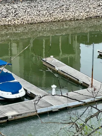 $2,400 | 4336 Lakeshore Lane, Unit 304, Chattanooga, TN 37415