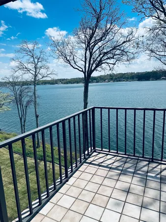 $2,400 | 4336 Lakeshore Lane, Unit 304, Chattanooga, TN 37415
