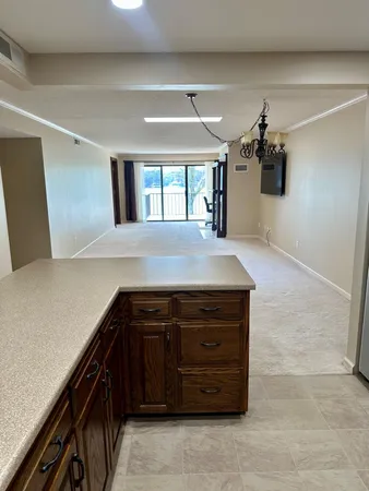 $2,400 | 4336 Lakeshore Lane, Unit 304, Chattanooga, TN 37415