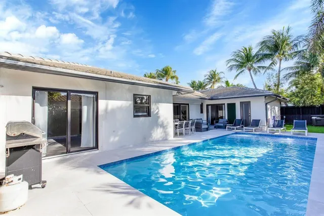 $1,870,000 | 24 Castle Harbor Isle Drive, Fort Lauderdale, FL 33308