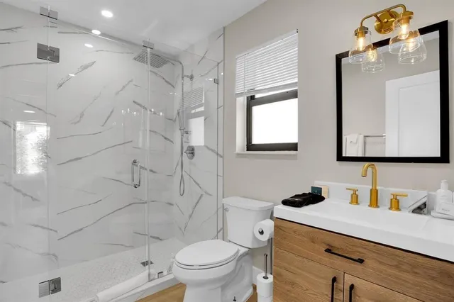 $1,870,000 | 24 Castle Harbor Isle Drive, Fort Lauderdale, FL 33308