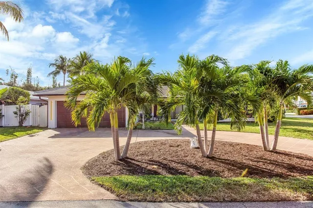 $1,870,000 | 24 Castle Harbor Isle Drive, Fort Lauderdale, FL 33308