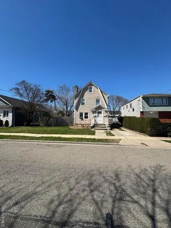 $799,000 | 261 Rutland Road, Freeport, NY 11520