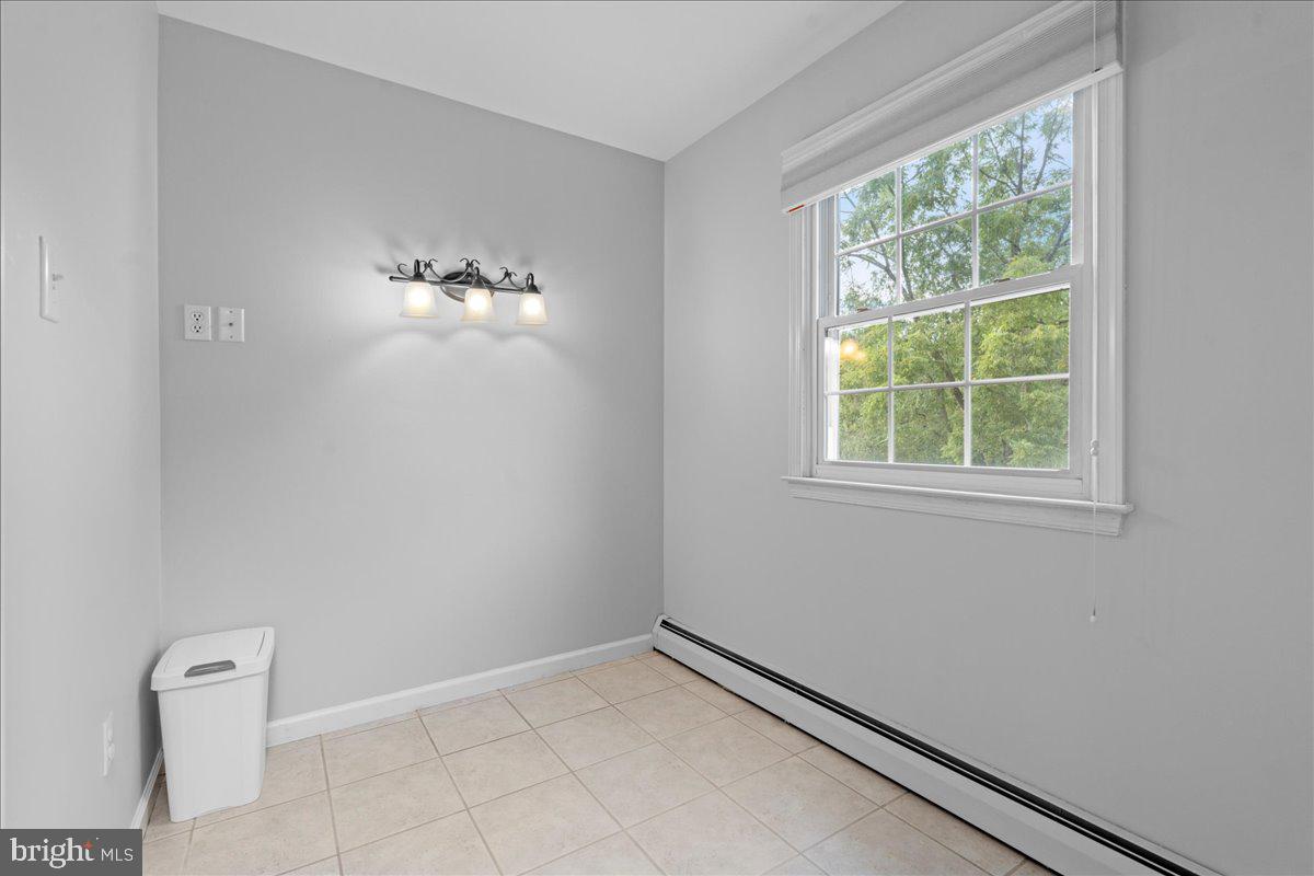 126 Short Road Doylestown, PA 18901 - Photo 19 of 38
