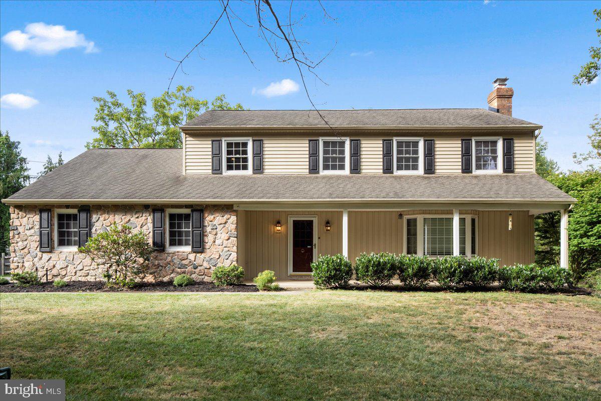 126 Short Road Doylestown, PA 18901 - Photo 2 of 38