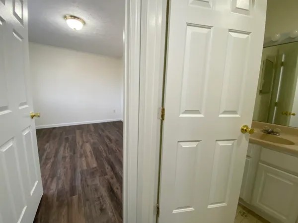 $1,669 | 3961 Old Brown Avenue, Unit 72, Manchester, NH 03103