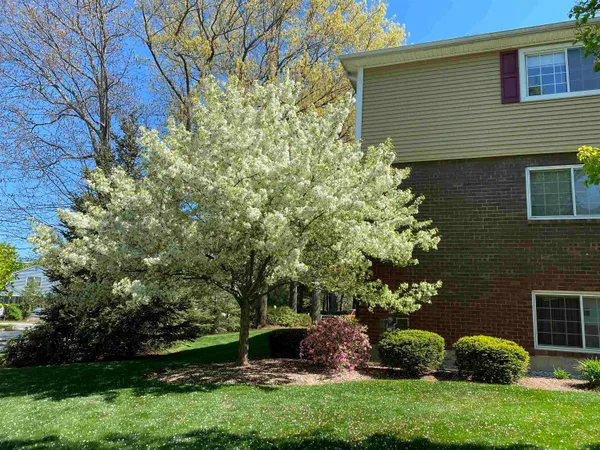 $1,669 | 3961 Old Brown Avenue, Unit 72, Manchester, NH 03103