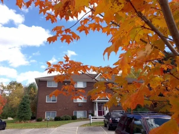 $1,669 | 3961 Old Brown Avenue, Unit 72, Manchester, NH 03103