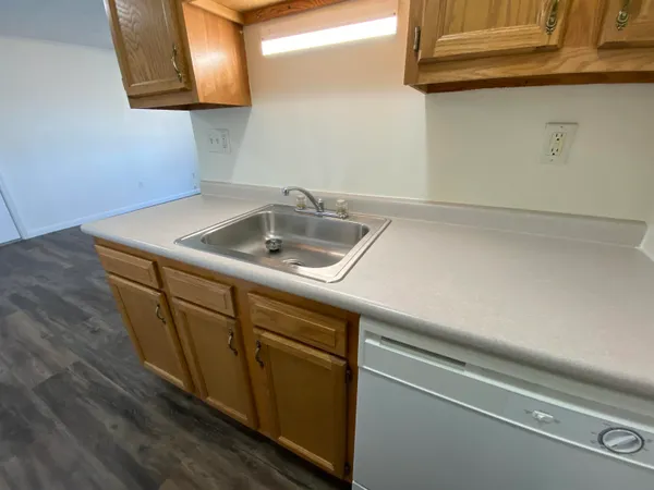 $1,669 | 3961 Old Brown Avenue, Unit 72, Manchester, NH 03103