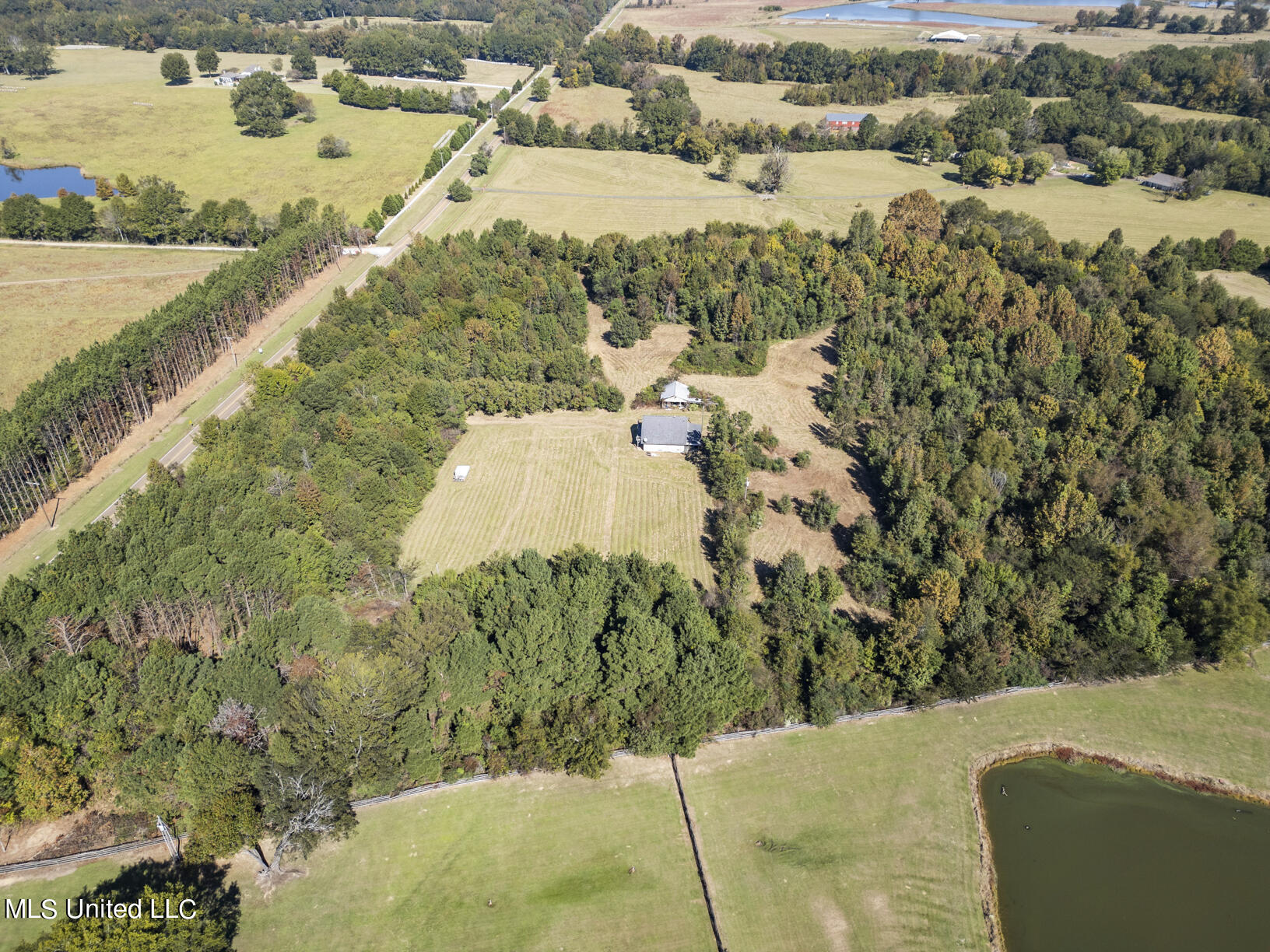 302 Cedar Hill Road Flora, MS 39071 - Photo 5 of 19 302 Cedar Hill Drone-5