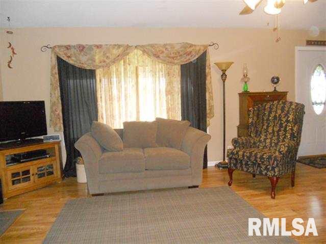 114 Valley Heights Road Blue Grass, IA 52726 - Photo 3 of 24 Gallery Image 3