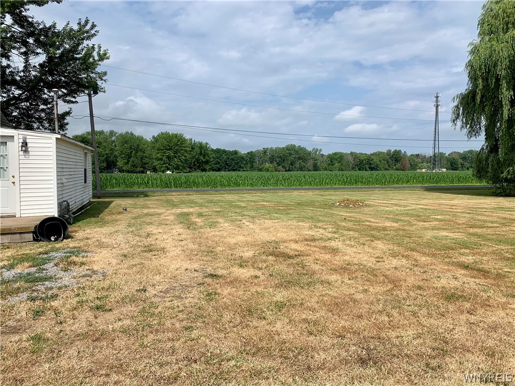 6419 Ridge Road Newfane, NY 14094 - Photo 9 of 25