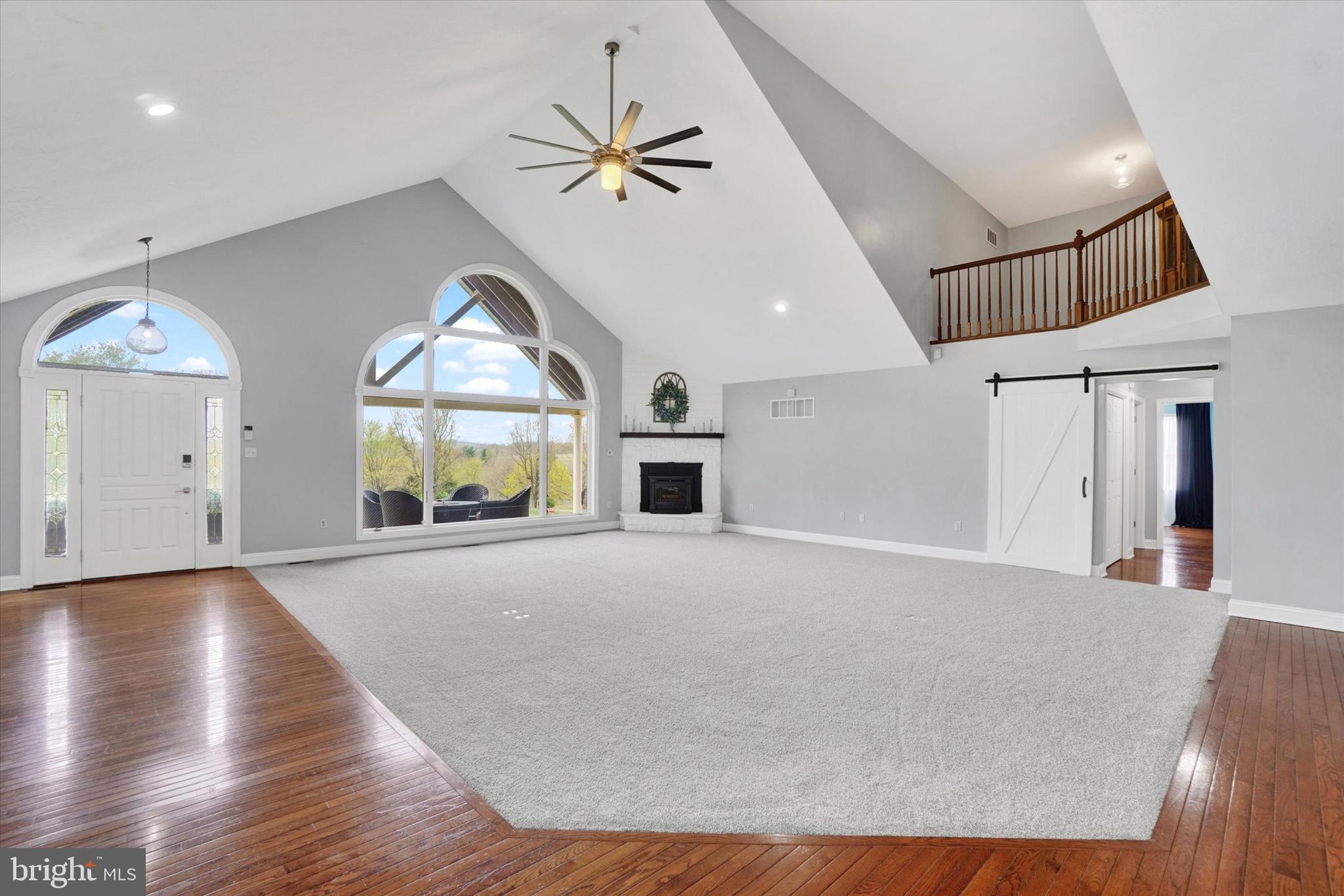 1685 Bahns Mill Road Windsor, PA 17366 - Photo 19 of 75 Living room
