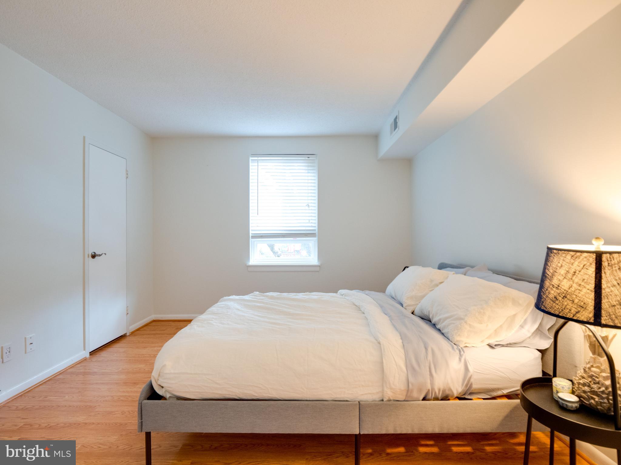 2245 Castle Rock Square, Unit 12C Reston, VA 20191 - Photo 16 of 37 Gallery Image 16